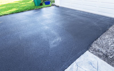 Concrete vs. Asphalt Driveways: Pros and Cons